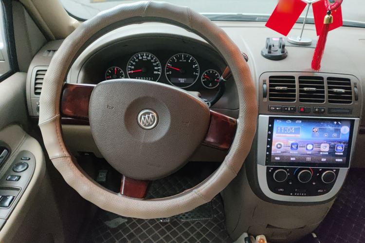 Used Buick GL8 2006 Lu Zun 3.0L CT Comfort Edition
