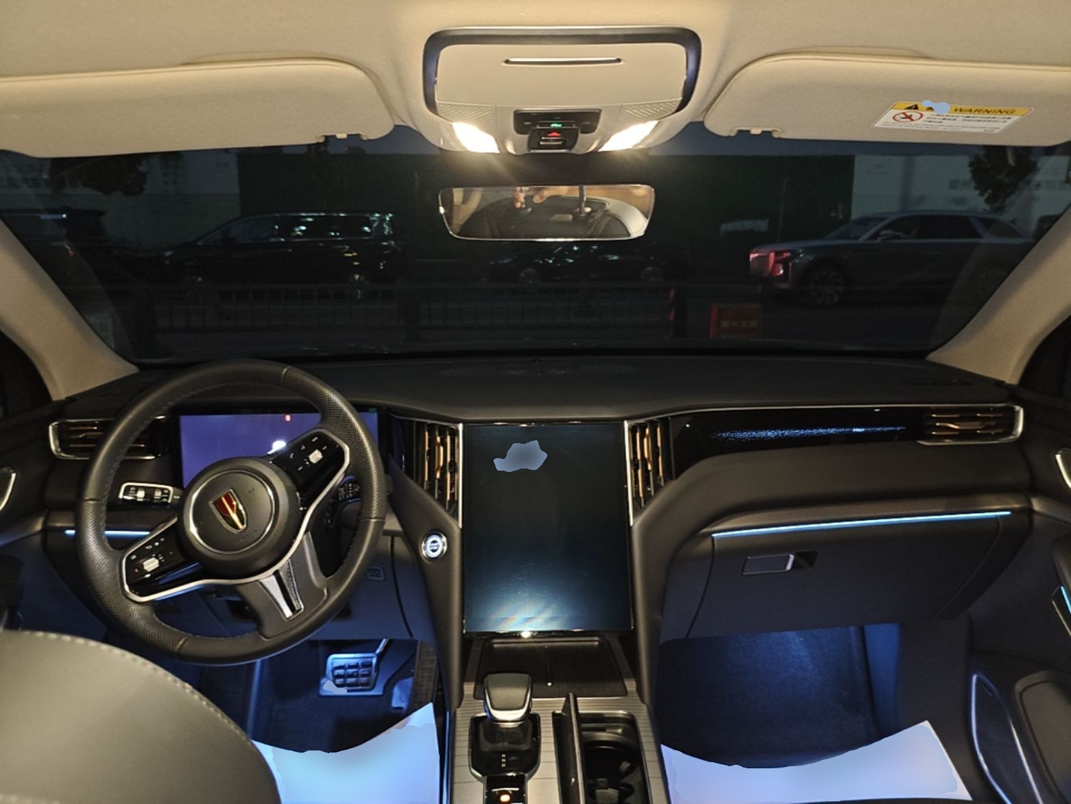 Hongqi HS7 PHEV 2024 2.0T PHEV Four-Wheel Drive Flagship Edition 7 Seats — снимка 17
