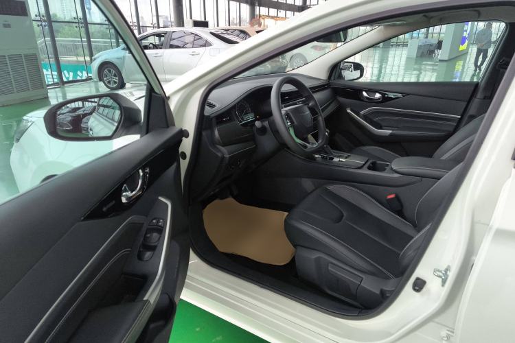 Used Venucia D60 2023 PLUS 1.6L XL CVT Yue Ling Edition