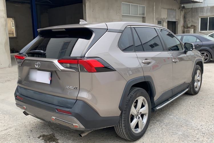 Used Toyota RAV4 2020 2.0L CVT Two-Wheel Drive Fashion Edition