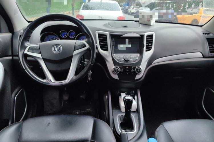 Used Changan CS35 2016 1.6L Manual Luxury Model China V Standard
