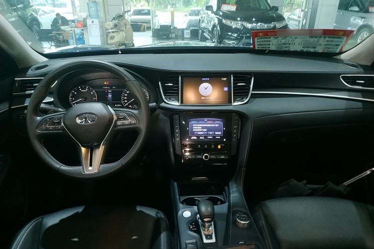 Used Infiniti QX50 2018 2.0T Two-Wheel-Drive Elite Edition
