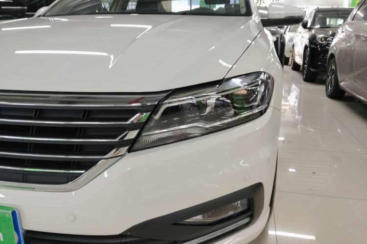 Used Volkswagen Lavida 2018 1.5L Automatic Comfort Edition China V Standard Left Front Headlight