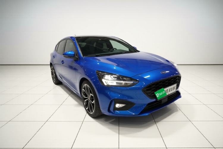 Used Ford Focus 2020 Hatchback EcoBoost 180 Automatic ST Line Exterior 1