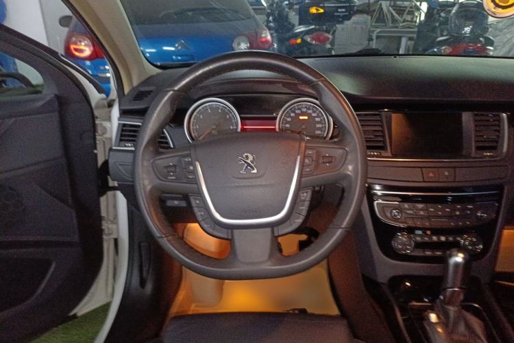 Used Peugeot 508 2015 2.0L Automatic ZhiZhen Edition Steering Wheel