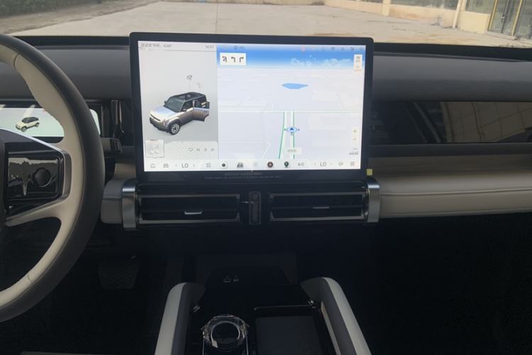 Used iCAR 03 2024 501km Four-wheel Drive Long-Range Advanced Version Interior 4