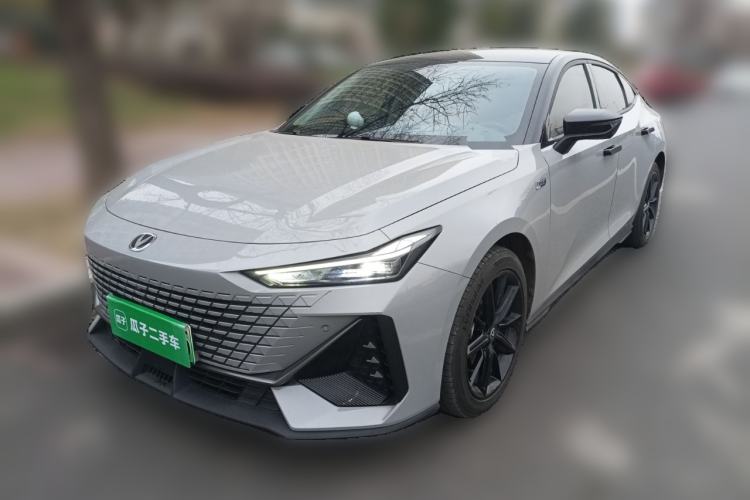 Used Changan UNI-V iDD 2023 ZhiDian iDD 1.5T 113km ZhiKu Model