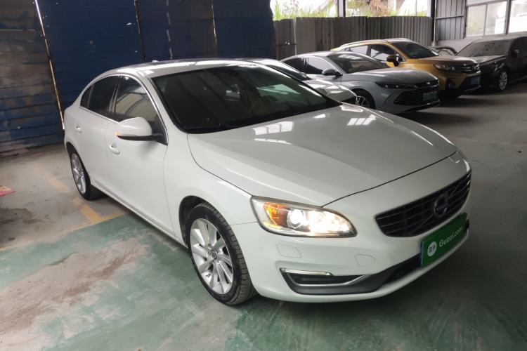 Used Volvo S60 2014 S60L 2.0T Zhiyuan Edition