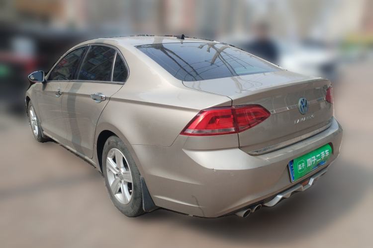 Used Volkswagen Lamando 2015 230TSI DSG Fashion Edition
