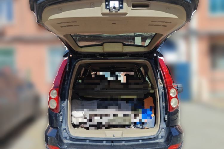 Used Haval H5 Classic 2012 European-style 2.0L Two-Wheel Drive Elite Model Trunk