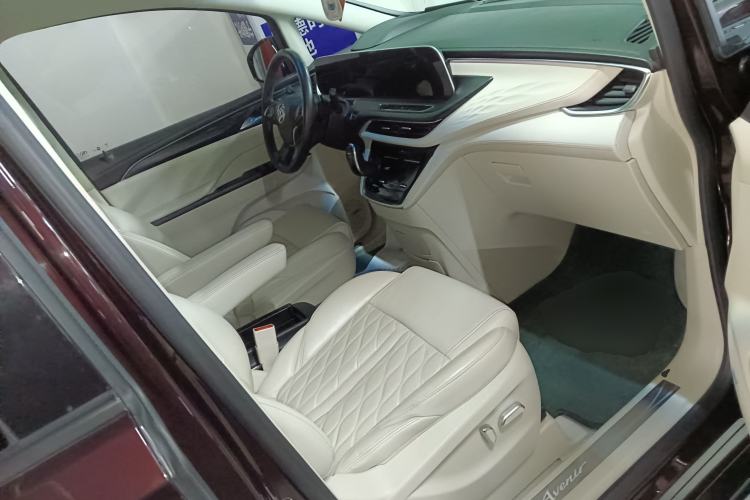 Used Buick GL8 2020 Avenir Avia Six-Seat Deluxe Edition
