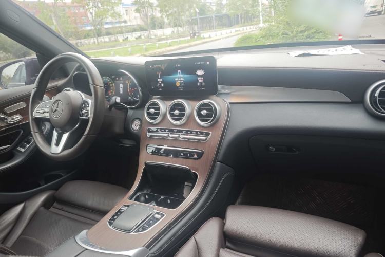 Used Mercedes-Benz GLC 2020 Facelift GLC 300 L 4MATIC Dynamic Edition