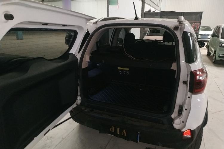 Used BYD Yuan 2017 1.5L Manual with Panoramic Sunroof