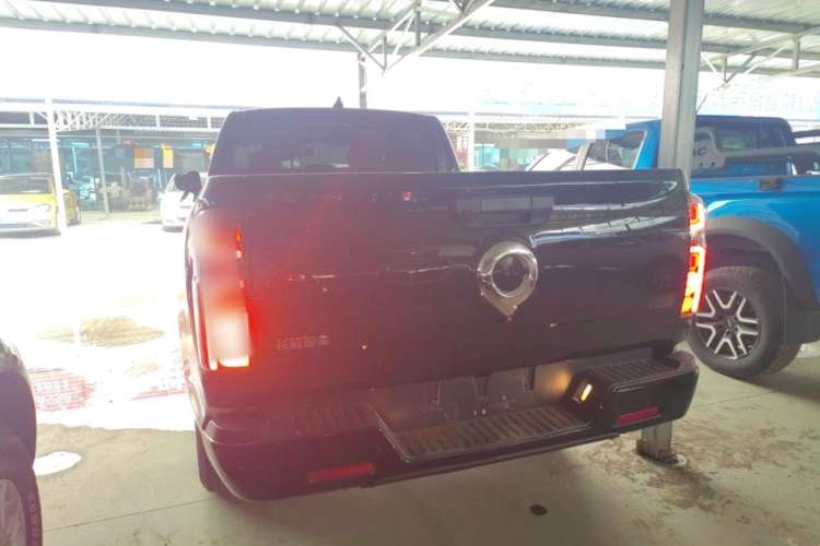 Used Great Wall Poer 2023 2.0T Commercial Version Automatic Diesel Two-Wheel Drive Elite Trim with Long Bed – GW4D20M Exterior 4