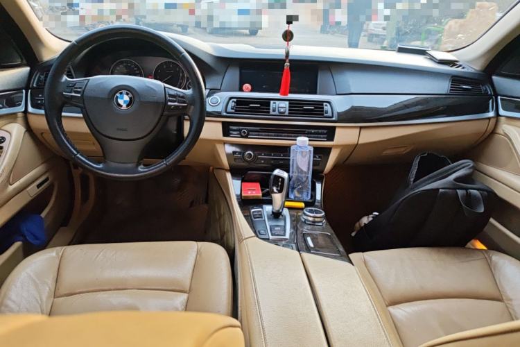 Used BMW 5 Series 2013 530Li Leading Model