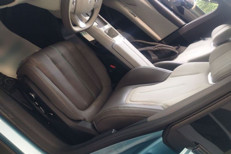 Used Deepal L07 2024 230Max Qiankun Intelligent Driving ADS SE Range-Extended Version
