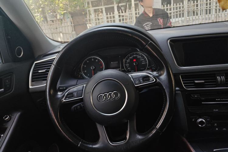 Used Audi Q5 2016 40 TFSI Comfort Model