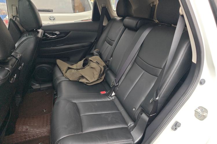 Used Nissan X-Trail 2020 2.0L XL ITS 3-Row CVT 2WD SmartConnect 7-Seater Comfort Edition