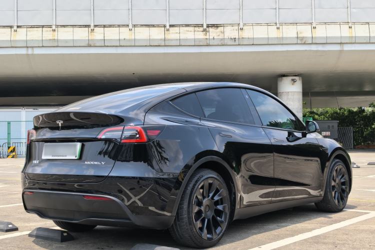 Used Tesla Model Y 2021 Standard Range Rear-Wheel Drive Version