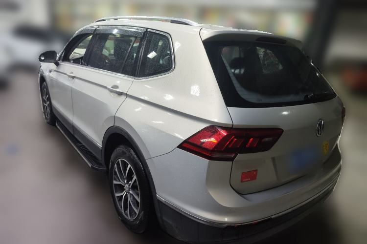 Used Volkswagen Tiguan L 2018 Facelift 330TSI Automatic Two-Wheel Drive Luxury Edition Rear Left 45 Deg