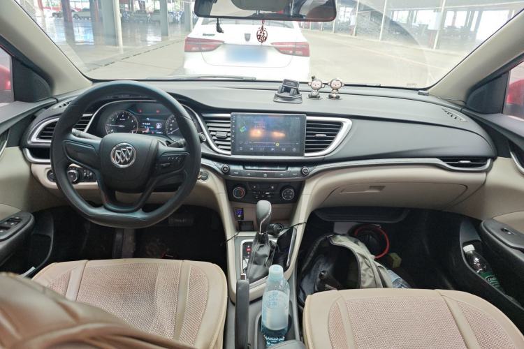 Used Buick GT 2016 15N Automatic Elite Edition Center Console