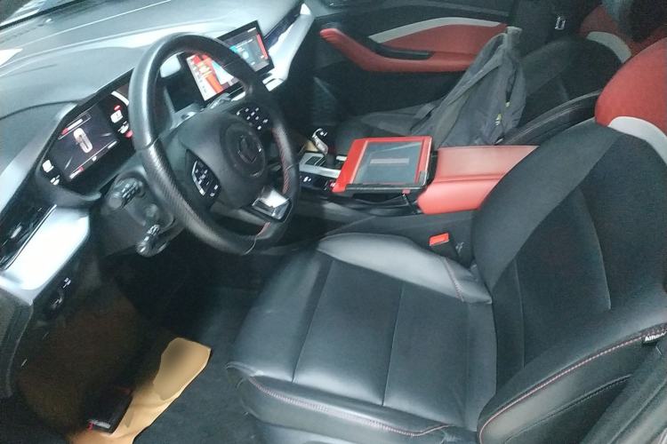 Used MG 5 2021 Revised 300TGI DCT Qingshè Luxurious Enjoyment Edition