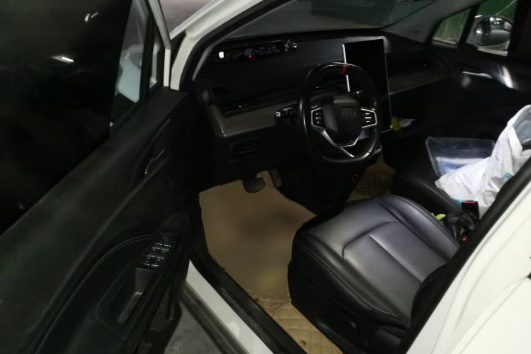 Used NETA V 2022 Long-Range Industry Custom Edition
