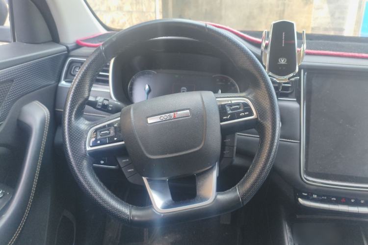 Used CHANGAN OSHAN COS1 2020 1.5T Manual Fashionable Smart Connectivity 7-Seater