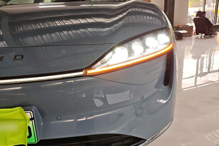 Used Hima Luxeed S7 2024 Max+ Rear-Drive Ultra-Range Intelligent Driving Edition Left Front Headlight