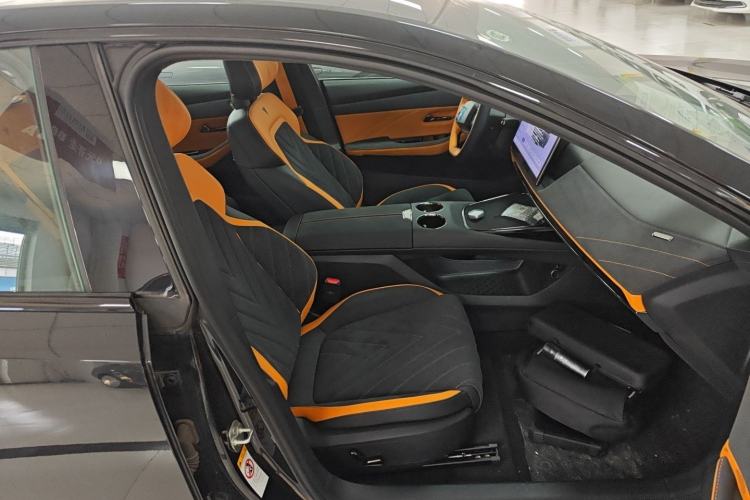 Used Deepal SL03 2025 Extended-Range Sporty Version