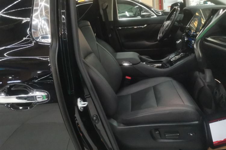 Used Toyota Vellfire 2021 Crown Dual-Engine 2.5L HV Luxury Edition