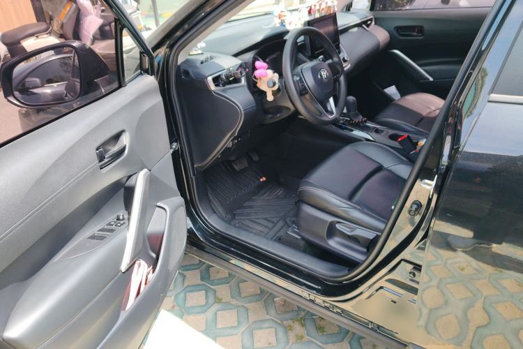 Used Toyota FRONTLANDER 2023 2.0L CVT Elite Edition