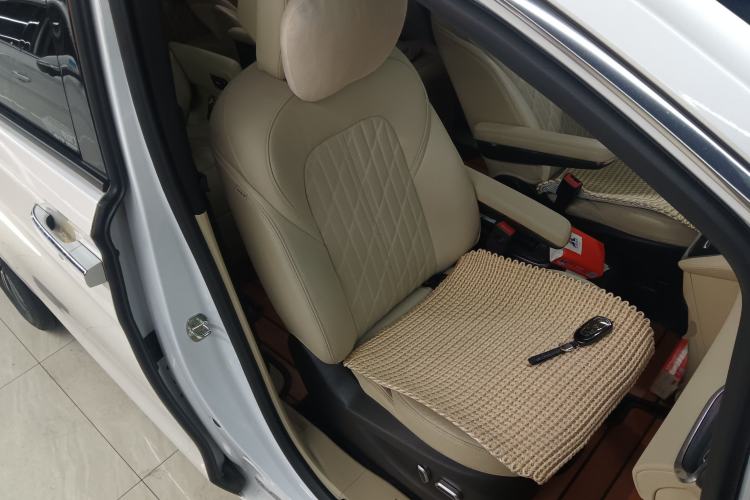 Used Buick GL8 2022 ES Land Cruiser 653T Luxury Model