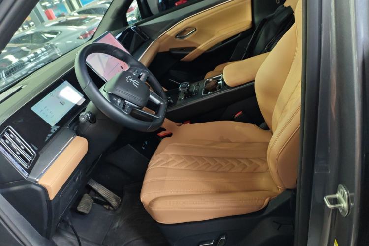 Used BYD Song L DM-i 2025 Intelligent Driving Version 112 km Beyond-Range Type