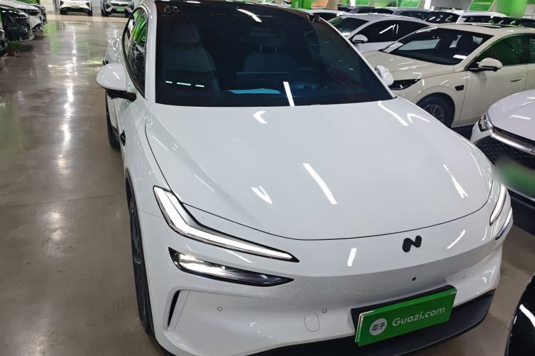 Used ONVO L60 2024 60 kWh Rear-Drive Version Front