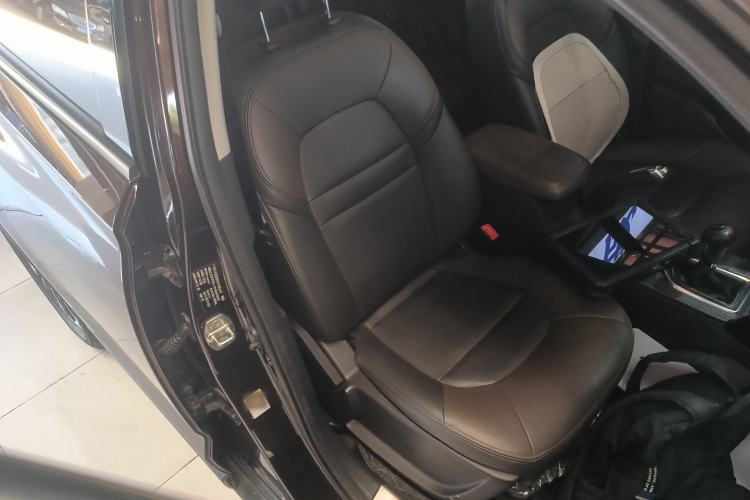 Used GAC Trumpchi GS4 2017 200T Manual Two-Wheel Drive Elite Edition
