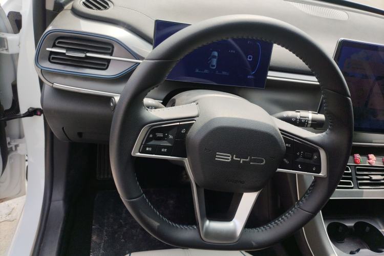 Used BYD Destroyer 05 2024 HONOR Edition DM-i 55KM Luxury Model Steering Wheel