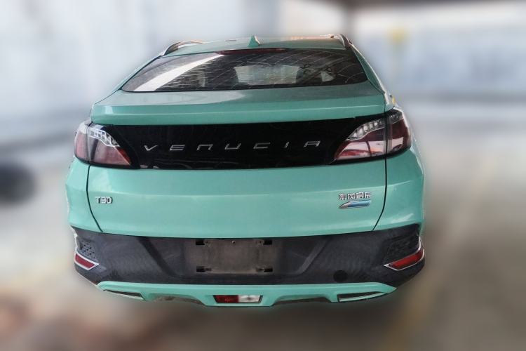 Used Venucia T90 2018 2.0L CVT Smart Connect Luxury Edition China V Standard
