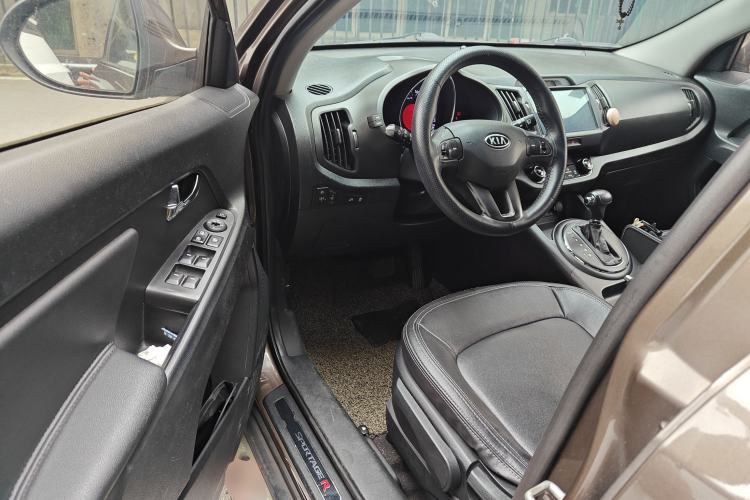 Used Kia Sportage R 2012 2.0L Automatic Two-Wheel Drive NAVI