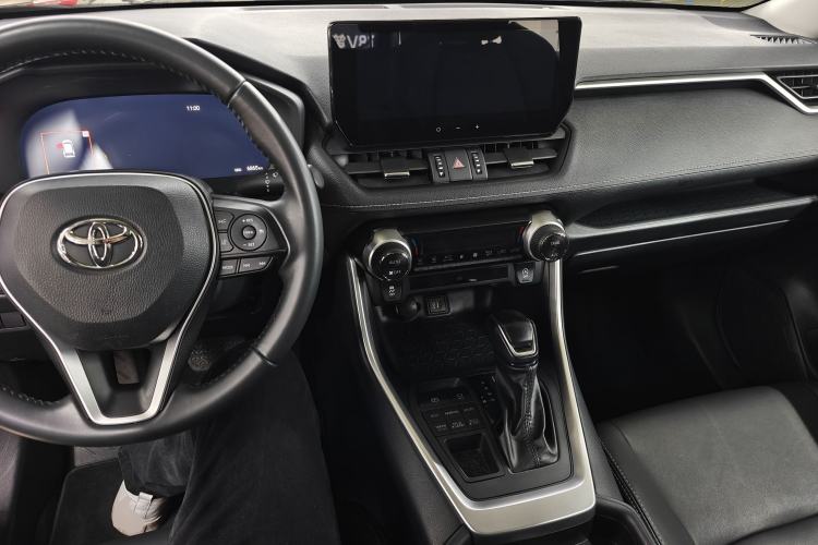 Used Toyota Wildlander 2023 2.0L CVT Four-Wheel Drive Luxury PLUS Edition