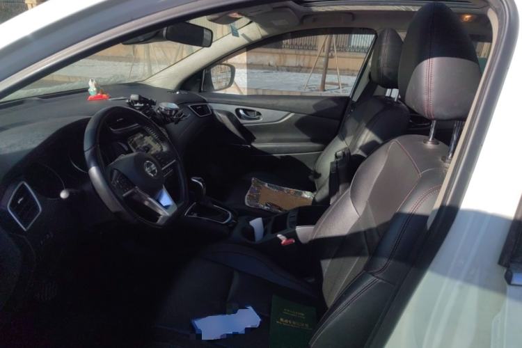 Used Nissan Qashqai 2022 2.0L CVT XV Premier Luxury Edition Left Front Seat