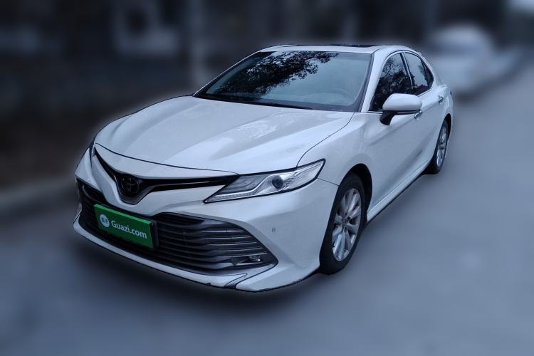 Used Toyota Camry 2018 2.0G Luxury Edition
