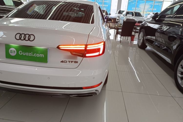 Used Audi A4L 2019 40 TFSI Fashion Version China V