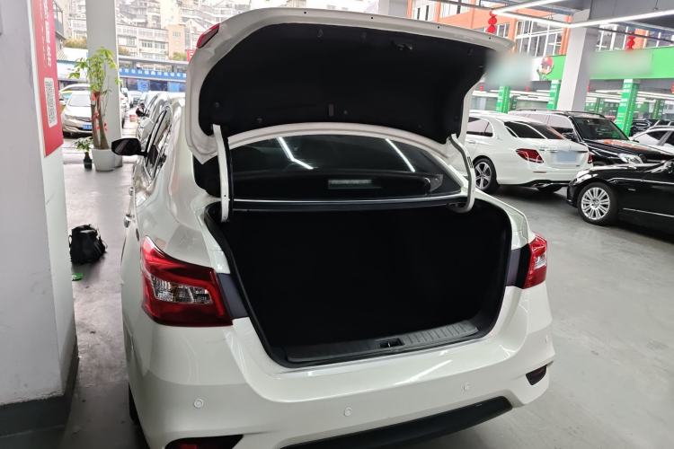 Used Nissan Sylphy 2021 Classic 1.6XE CVT Comfort Edition Trunk