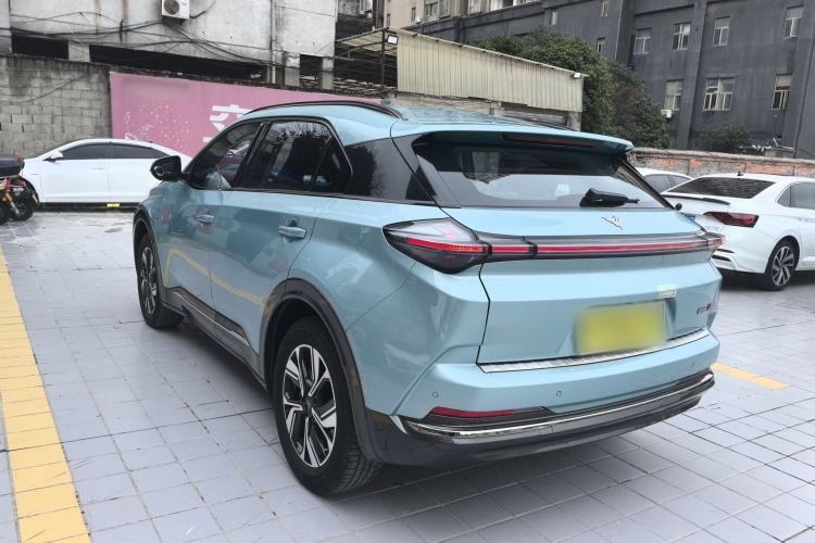 Used NETA U 2022 Zhi400 Pro Ternary Lithium