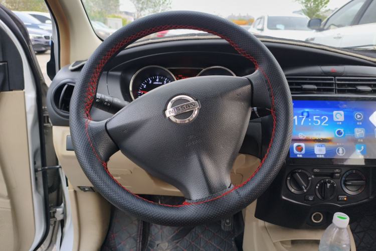 Used Nissan Livina 2013 1.6XE Manual Comfort Edition