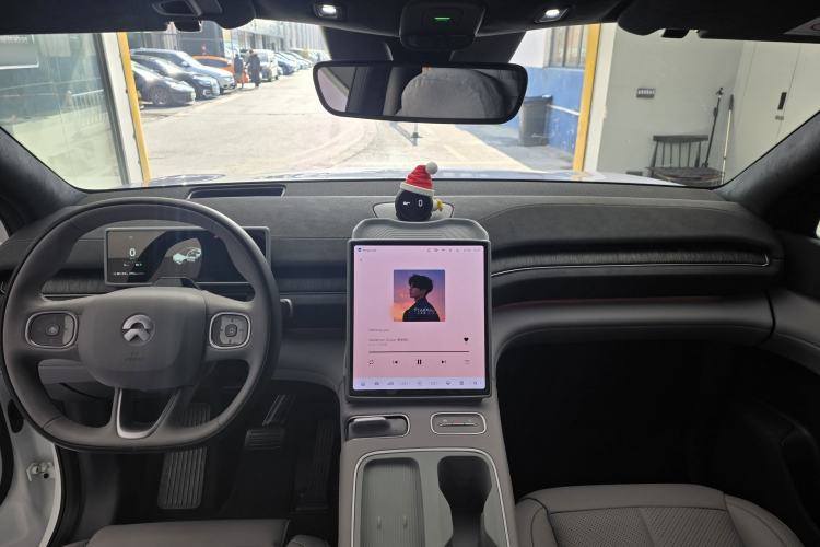 Used Nio EC6 2024 75 kWh Audio And AC Panel