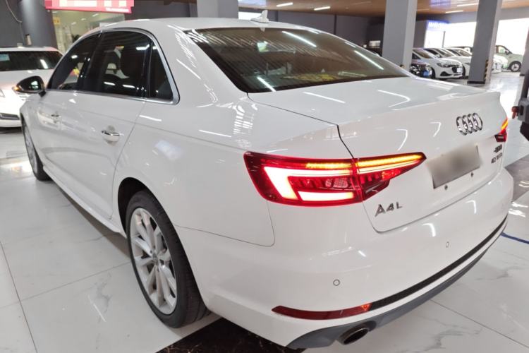 Used Audi A4L 2018 30th Anniversary Edition 40 TFSI Fashion Model