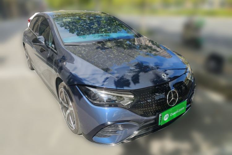 Used Mercedes-Benz EQE 2022 350 First Edition Special Version Front Right 45 Deg