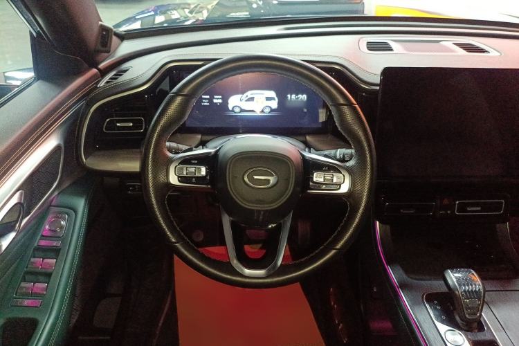 Used GAC Trumpchi GS8 2022 Linghang Series 2.0 TGDI Two-Wheel-Drive Luxury Smart Connectivity Version (7 Seats)
